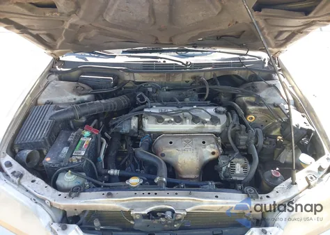 1999 Honda Accord Lx из США, поврежденный, VIN 1HGCG5643XA137357